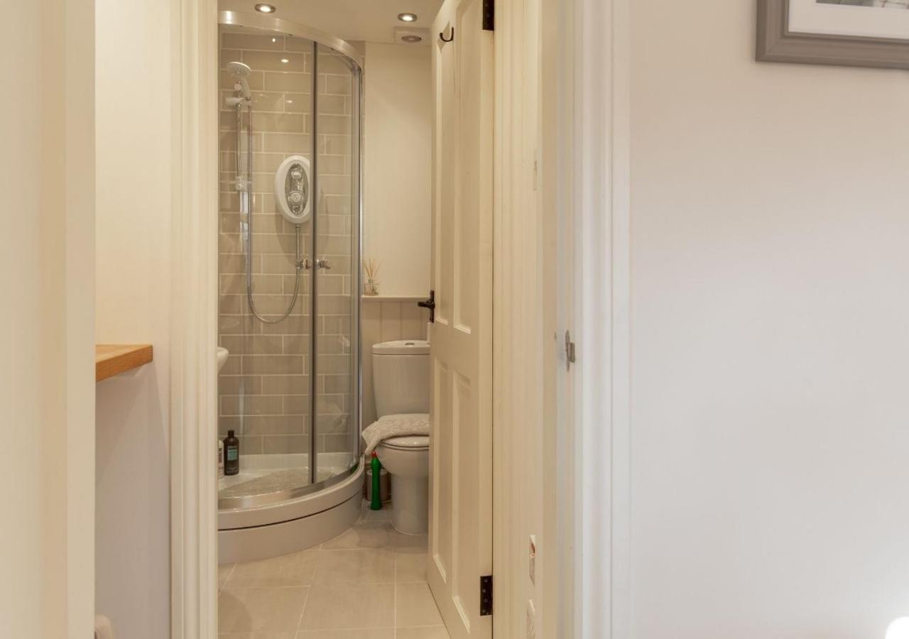 Jasmine Cottage - 2 Bedroom In Heart Of Bourton! Екстер'єр фото