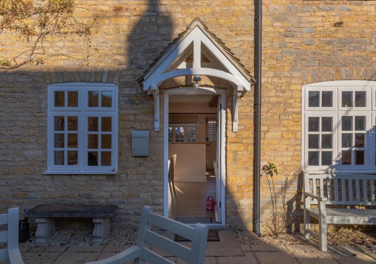 Jasmine Cottage - 2 Bedroom In Heart Of Bourton! Екстер'єр фото
