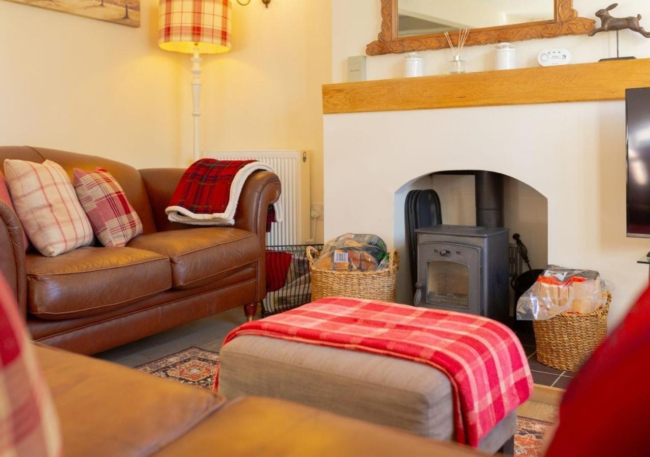 Jasmine Cottage - 2 Bedroom In Heart Of Bourton! Екстер'єр фото