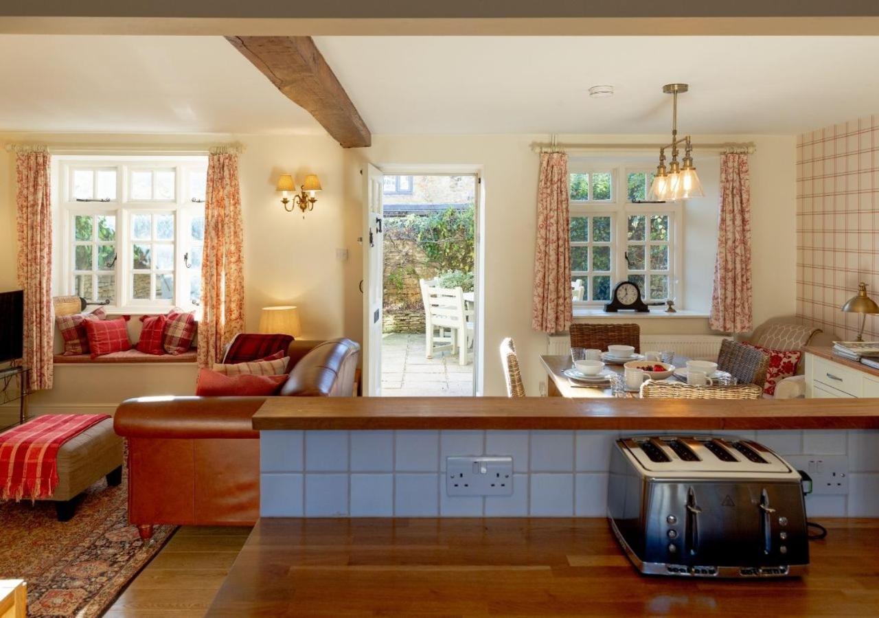 Jasmine Cottage - 2 Bedroom In Heart Of Bourton! Екстер'єр фото