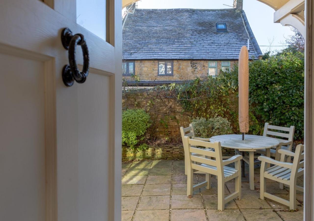 Jasmine Cottage - 2 Bedroom In Heart Of Bourton! Екстер'єр фото
