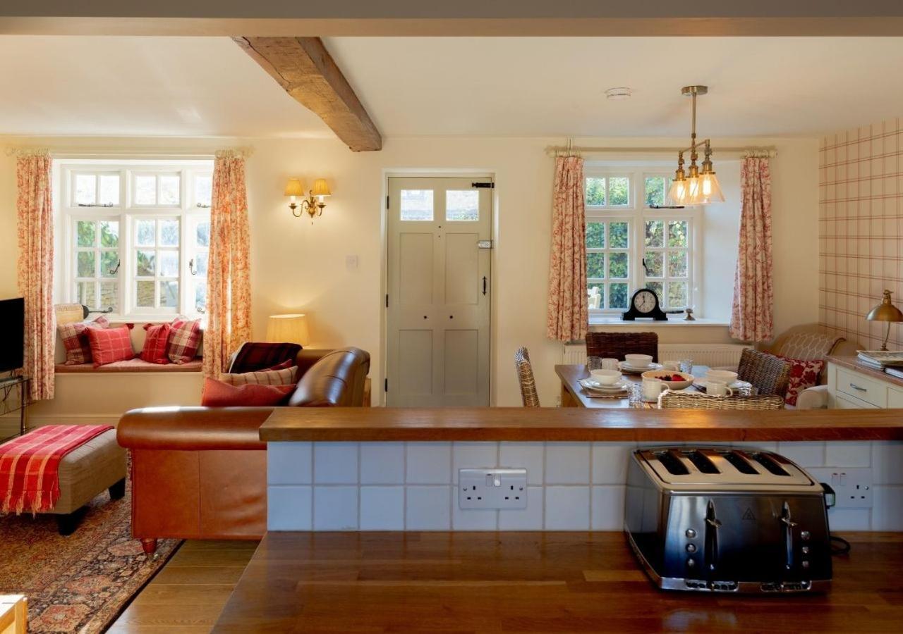 Jasmine Cottage - 2 Bedroom In Heart Of Bourton! Екстер'єр фото