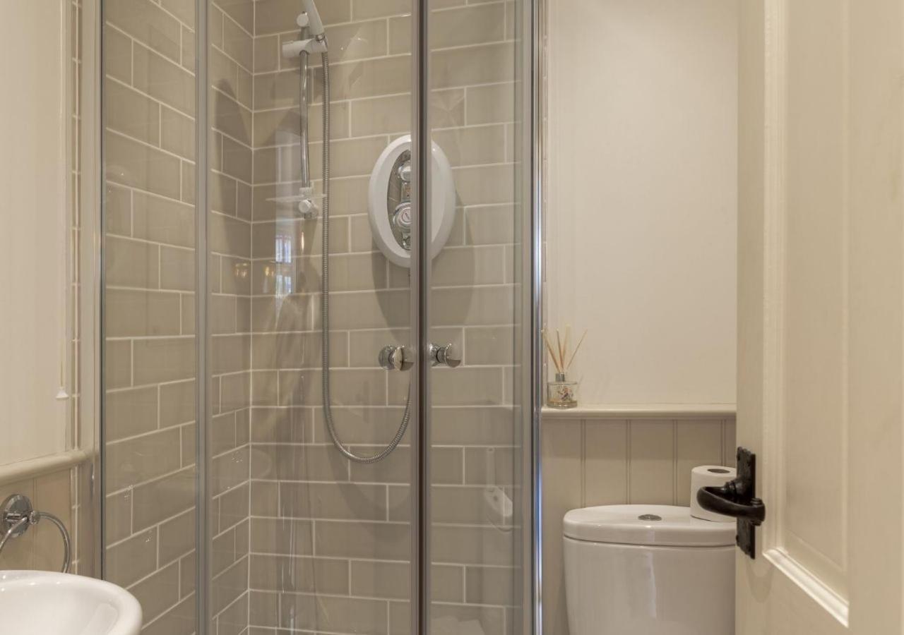 Jasmine Cottage - 2 Bedroom In Heart Of Bourton! Екстер'єр фото